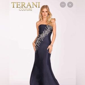 NWT Terani Couture Navy Gown with Silver Details